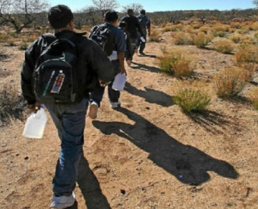 EE.UU. afirmó que negará la ciudadanía a inmigrantes que usen ayudas sociales