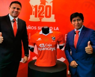 Cienciano y New Athletic lanzan camiseta de colección conmemorando los 120 años del club