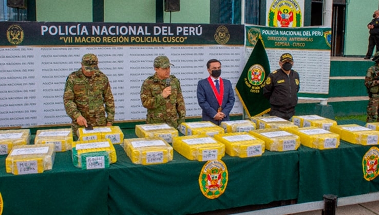 Golpe al narcotráfico: Policías hallan en vivienda 410 kilos de clorhidrato de cocaína que fue traída desde el VRAEM  